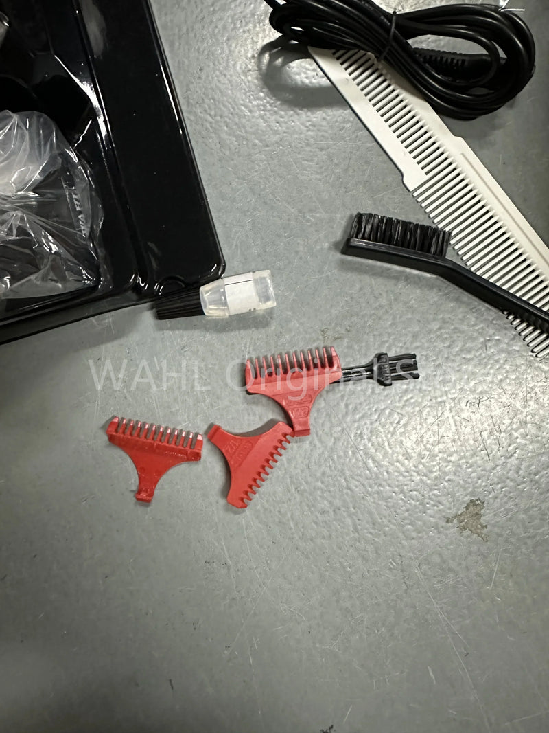 Máquina Oficial Wahl 8171 Profissional 5 Estrelas Sem Fio Detailer, Aparador de Cabelo Extra ,Máquina de Cortar Cabelo Com Suporte de Carregamento.